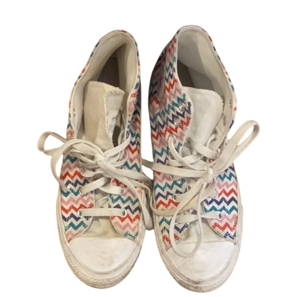 Converse All Star CTAS High Top Zig-Zag Aztec Print Sneaker Juniors Size 5